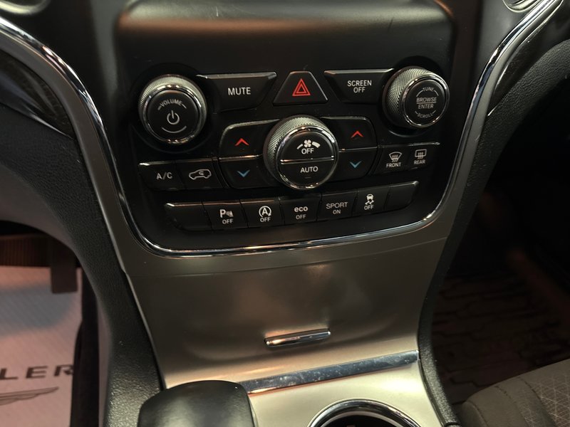2018 Jeep Grand Cherokee Laredo