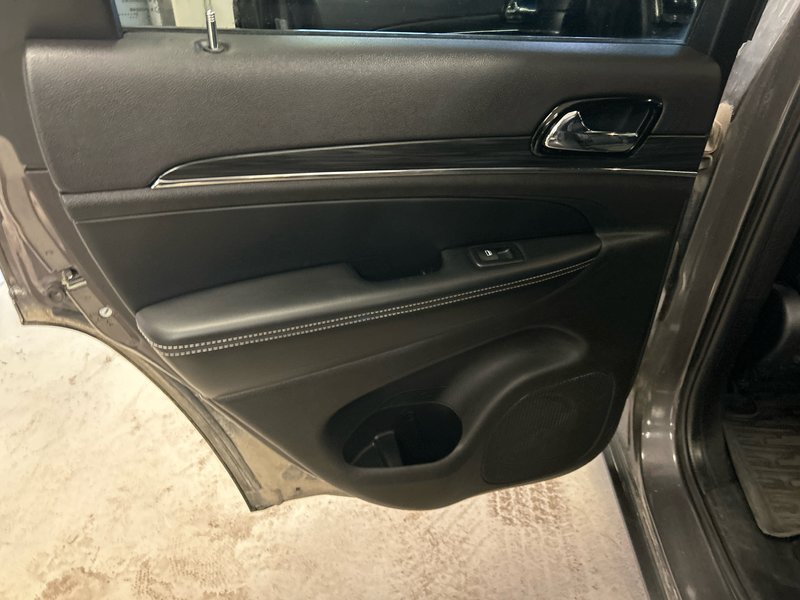 2021 Jeep GRAND CHEROKEE 80th Anniversary Edition