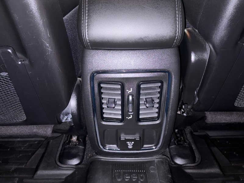 2021 Jeep Grand Cherokee Altitude