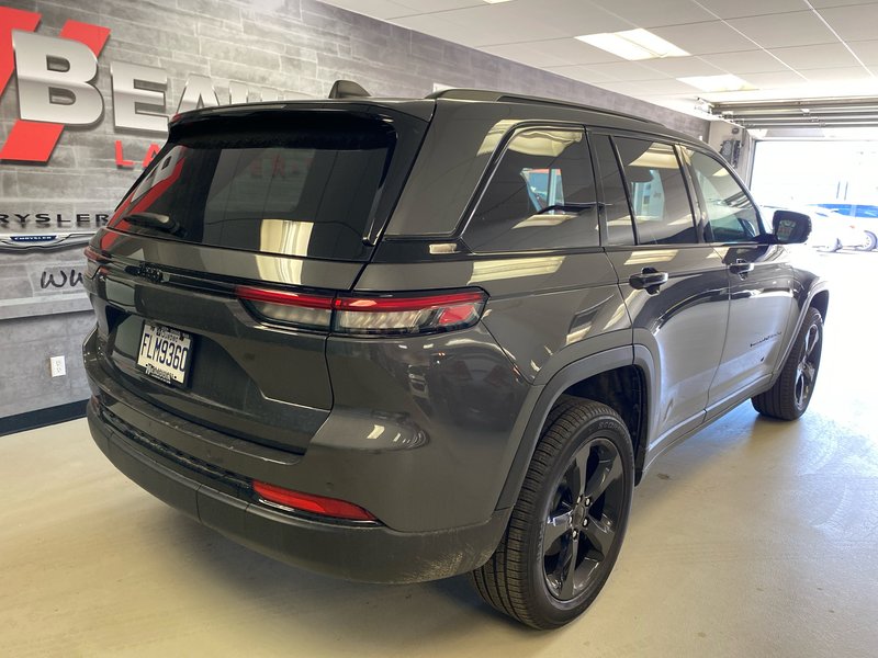 2024 Jeep Grand Cherokee Altitude