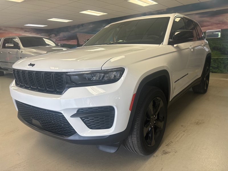 2024 Jeep Grand Cherokee ALTITUDE