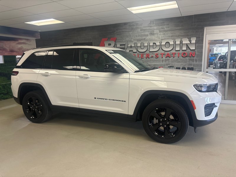 2024 Jeep Grand Cherokee ALTITUDE