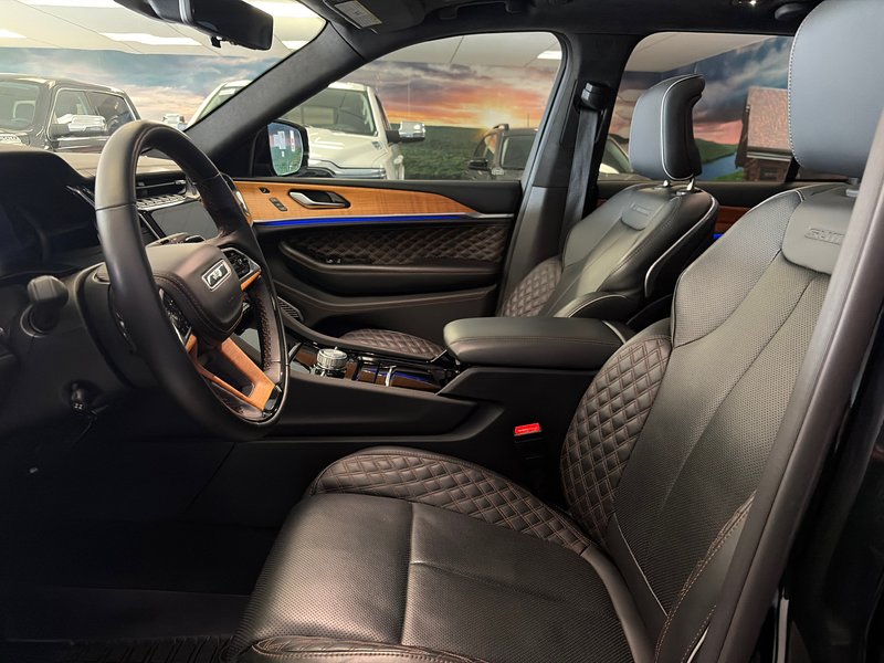 2024 Jeep Grand Cherokee Summit Reserve
