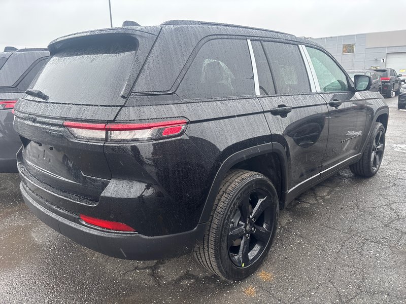 Jeep Grand Cherokee LAREDO ALTITUDE 2025