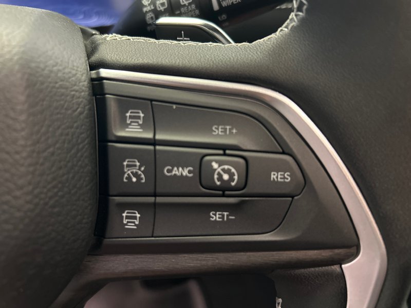 Jeep Grand Cherokee LIMITED 2025