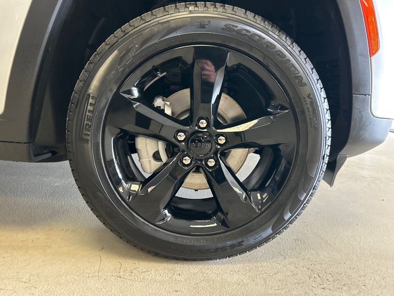 Jeep Grand Cherokee LIMITED 2025