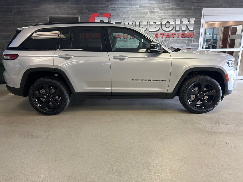 Jeep Grand Cherokee LIMITED 2025