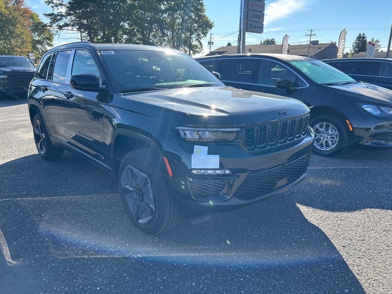 Jeep GRAND CHEROKEE LIMITED 2025