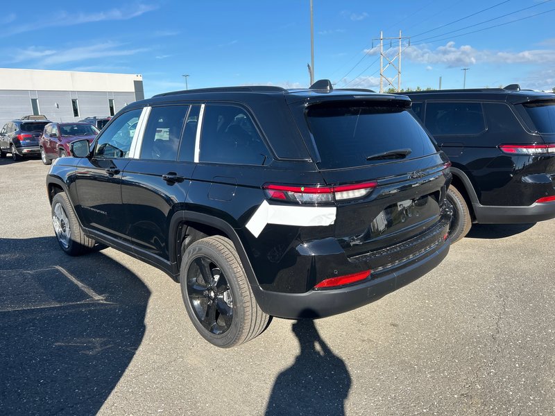 Jeep GRAND CHEROKEE LIMITED 2025