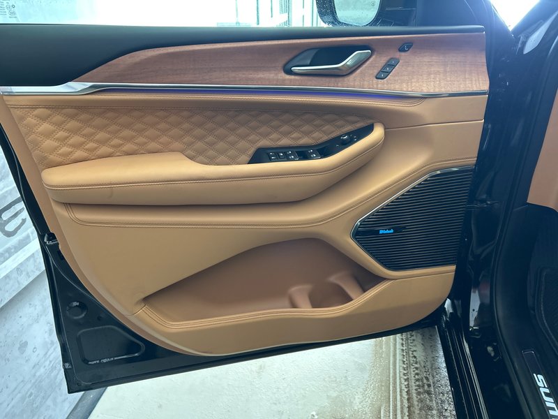 Jeep Grand Cherokee SUMMIT RESERVE 2025