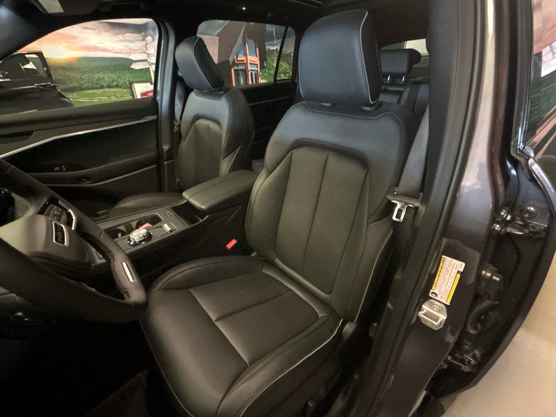 Jeep WAGONEER S LIMITED 2025