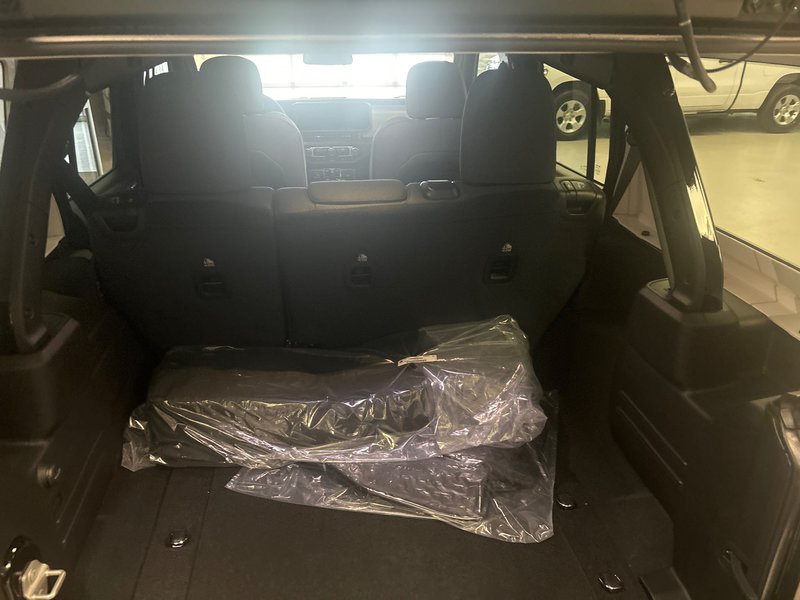2024 Jeep WRANGLER 4-Door SPORT S