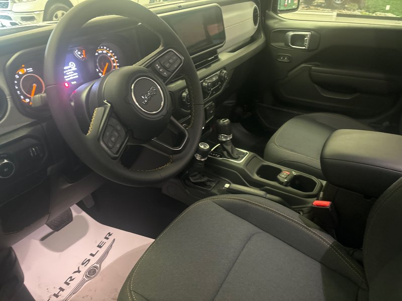 2024 Jeep WRANGLER 4-Door SPORT S