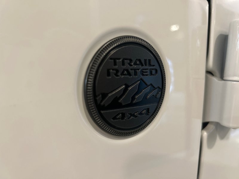 Jeep Wrangler 4-Door WILLYS 2026