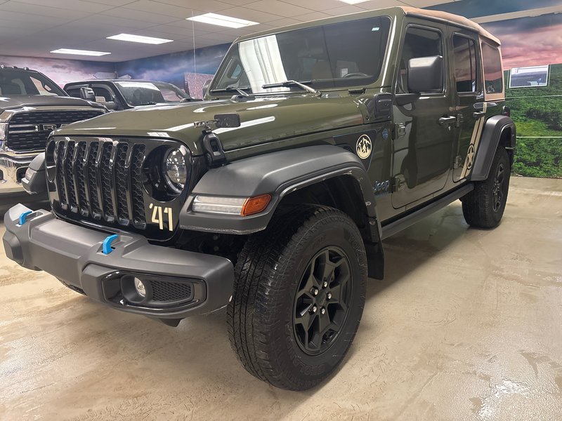 Jeep Wrangler 4xe Willys 2023 HYBRIDE * SIÈGES ET VOLANT CHAUFFANTS * DÉMARREUR À DISTANCE