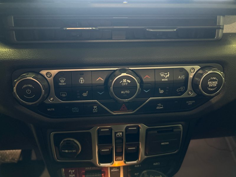 2025 Jeep Wrangler 4xe WILLYS