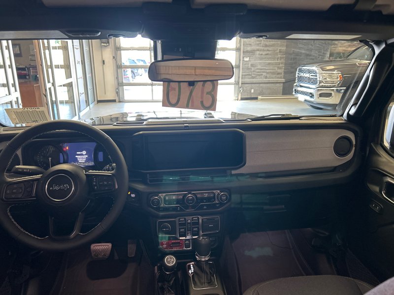 2025 Jeep Wrangler 4xe WILLYS