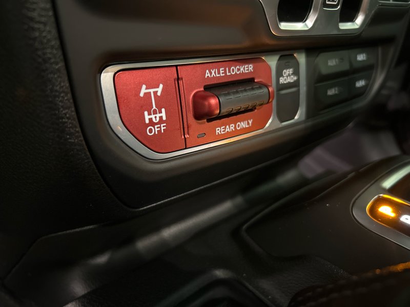 2025 Jeep Wrangler 4xe WILLYS