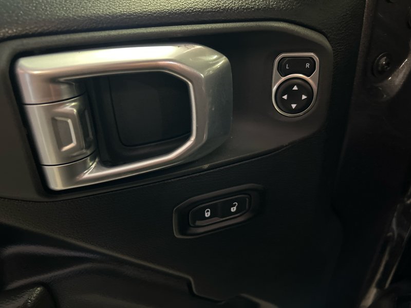 2025 Jeep Wrangler 4xe WILLYS