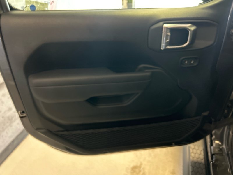 Jeep Wrangler SPORT 2025