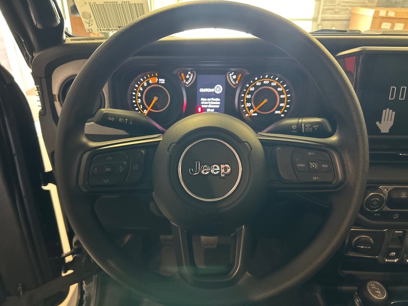 Jeep Wrangler SPORT 2025
