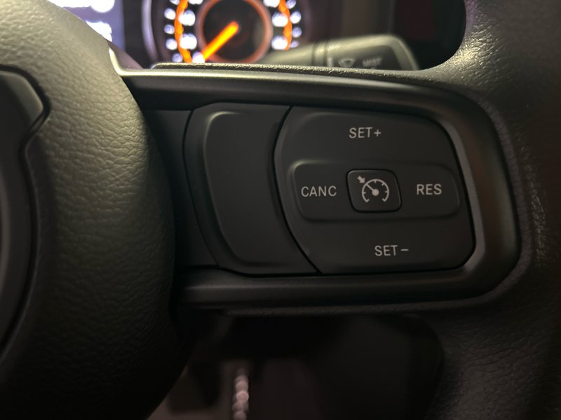 Jeep Wrangler SPORT 2025