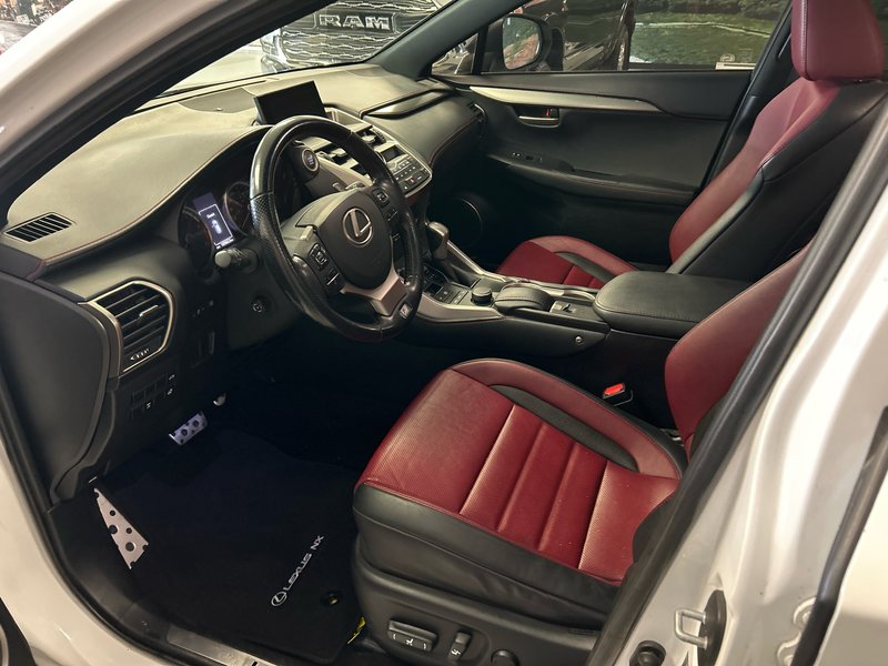 Lexus NX 200T BASE/200T F-SPORT  2016