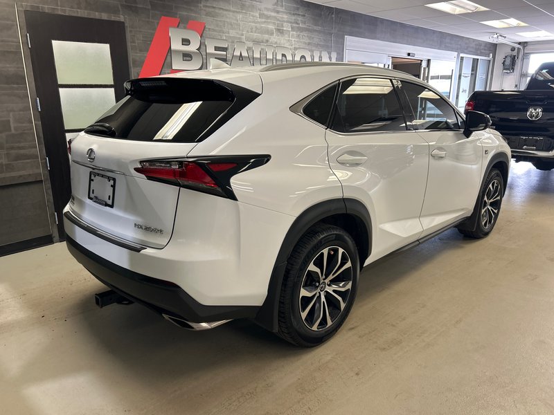 Lexus NX 200T BASE/200T F-SPORT  2016