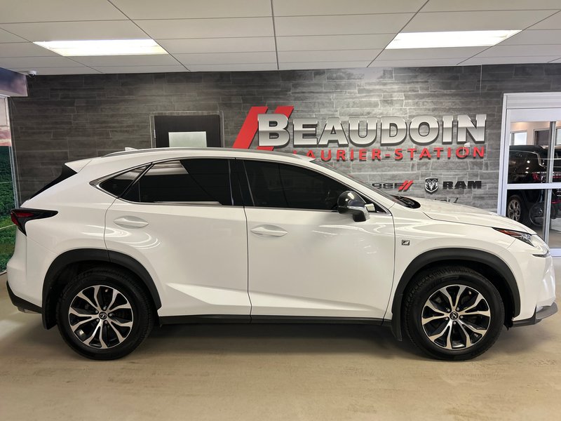 Lexus NX 200T BASE/200T F-SPORT  2016