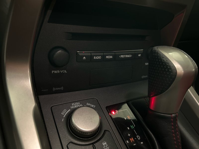 Lexus NX 200T BASE/200T F-SPORT  2016