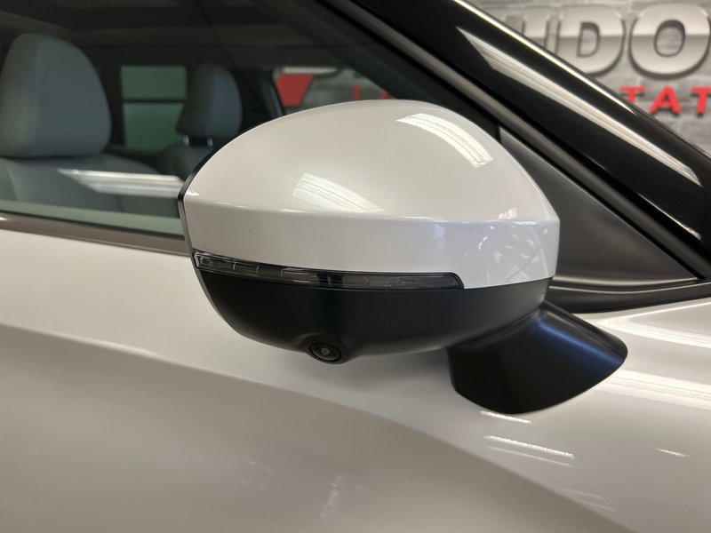Mitsubishi Outlander  2022