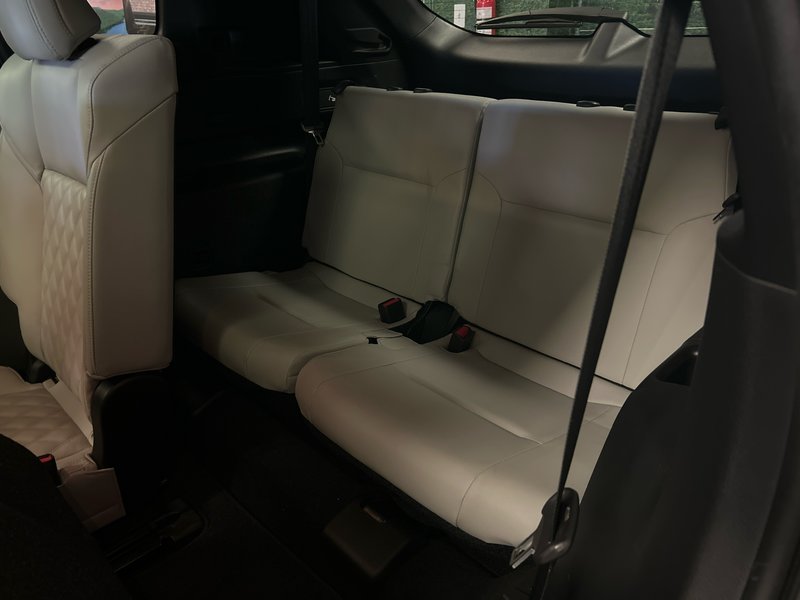 Mitsubishi Outlander  2022