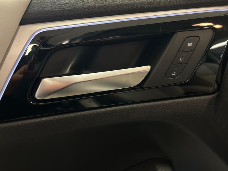 Mitsubishi Outlander  2022