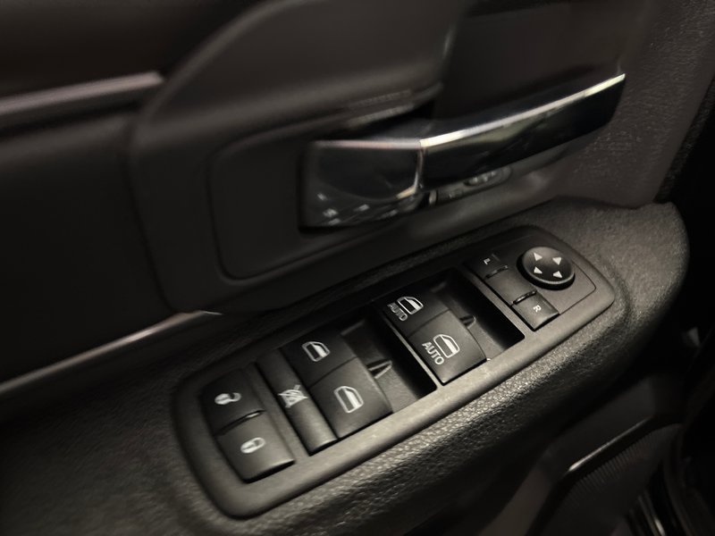 2022 Ram 1500 Classic SLT