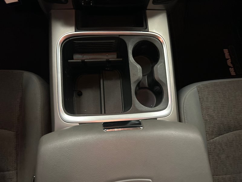 Ram 1500 CREW SLT 2017