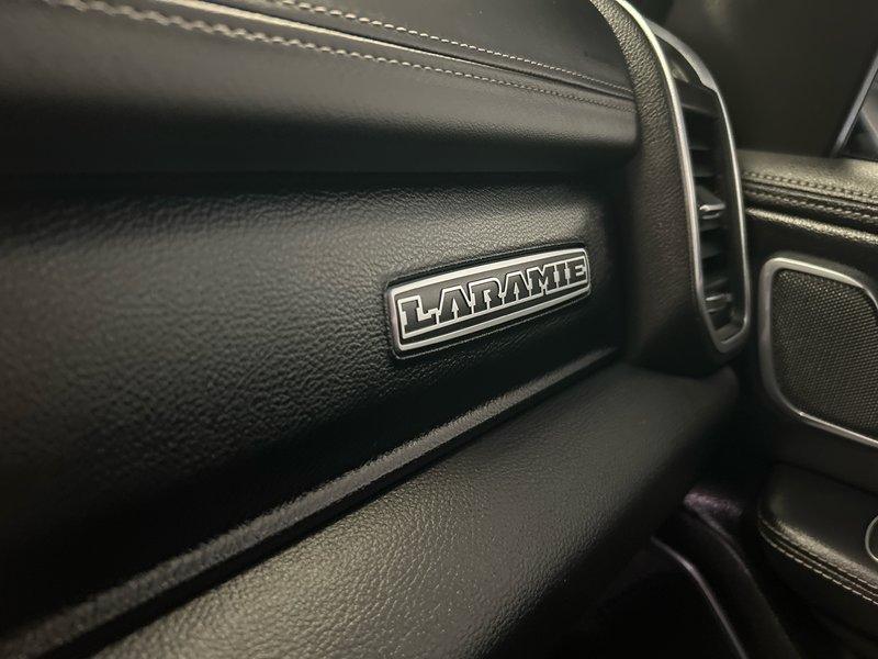Ram 1500 CREW Laramie 2021