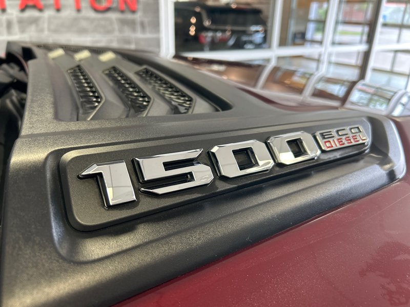 Ram 1500 CREW Laramie 2021