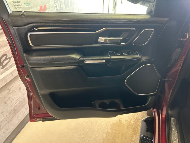 Ram 1500 CREW Laramie 2021