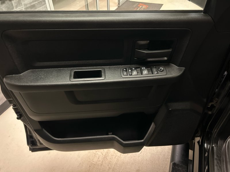2021 Ram 1500 CREW Express