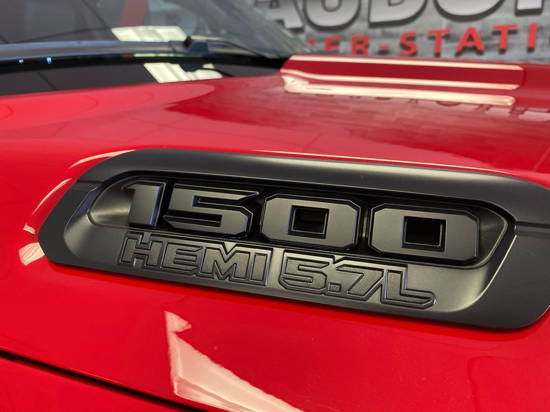 2022 Ram 1500 CREW Sport