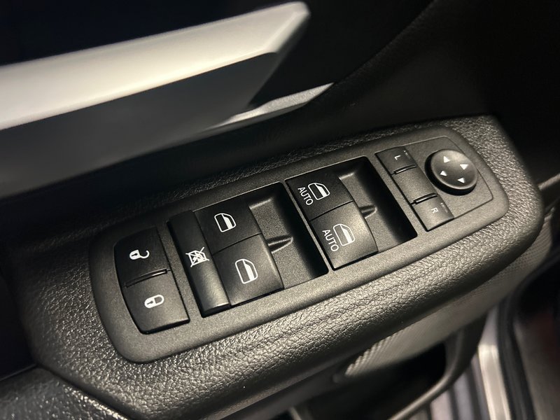 2022 Ram 1500 CREW Big Horn