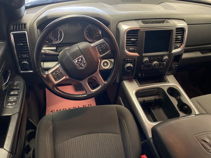Ram 1500 CREW WARLOCK 2023