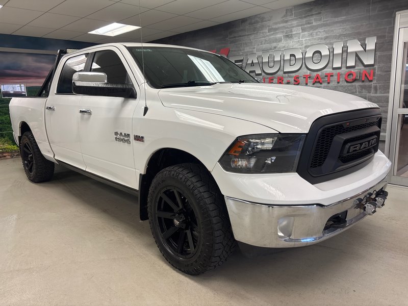 Ram 1500 Big Horn 2014 Cabine équipe * Boîte 6.4