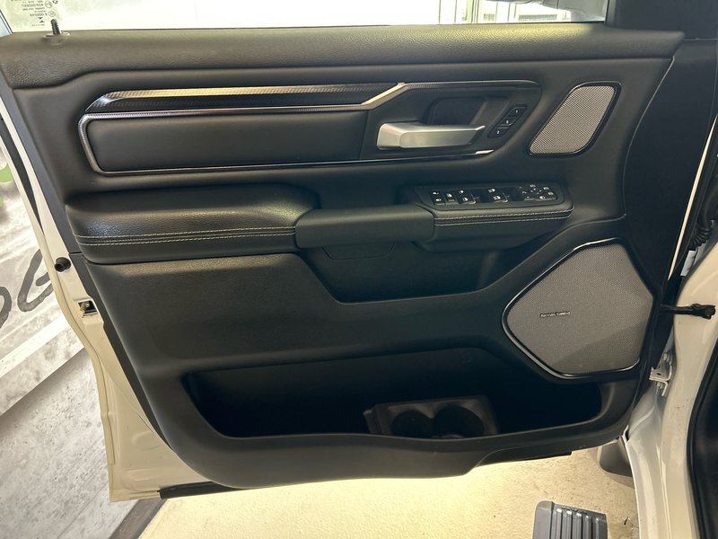 Ram 1500 SPORT 2025 ENSEMBLE REMORQUAGE * CUIR SIÈGES AVANT VENTILÉS * ÉCRAN 14'' AUDIO HARMAN KARDON * CONDUITE ASSISTÉ