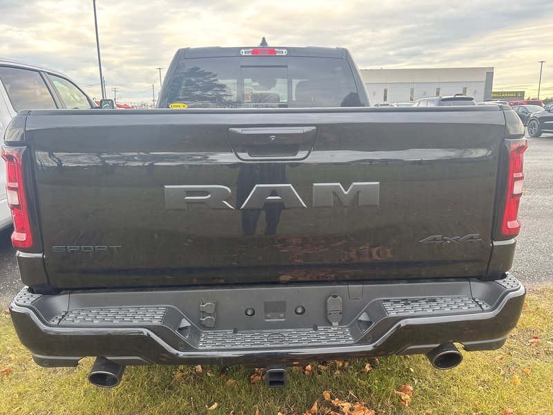 2025 Ram 1500 SPORT