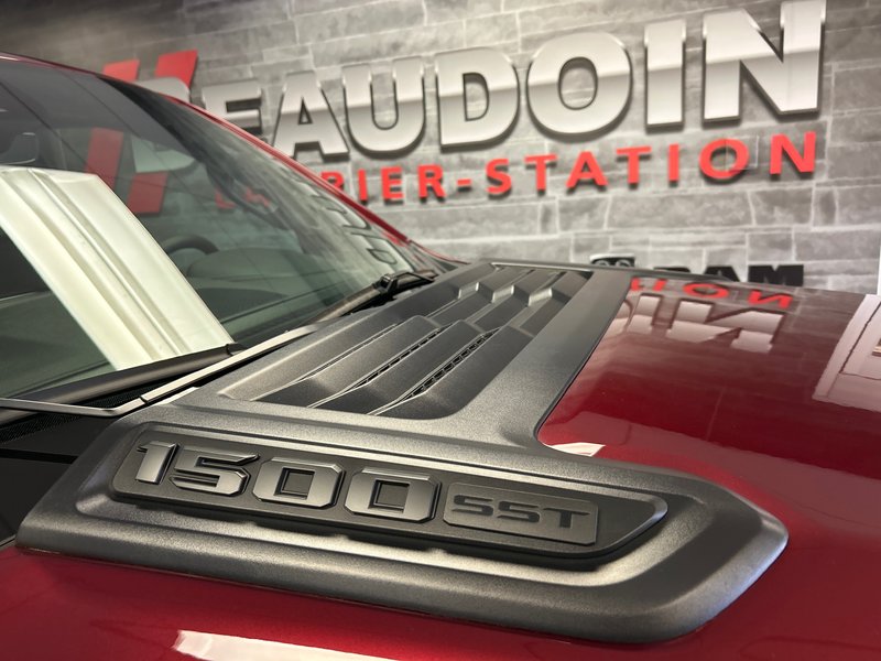 Ram 1500 SPORT 2025