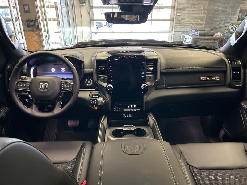 Ram 1500 SPORT 2025
