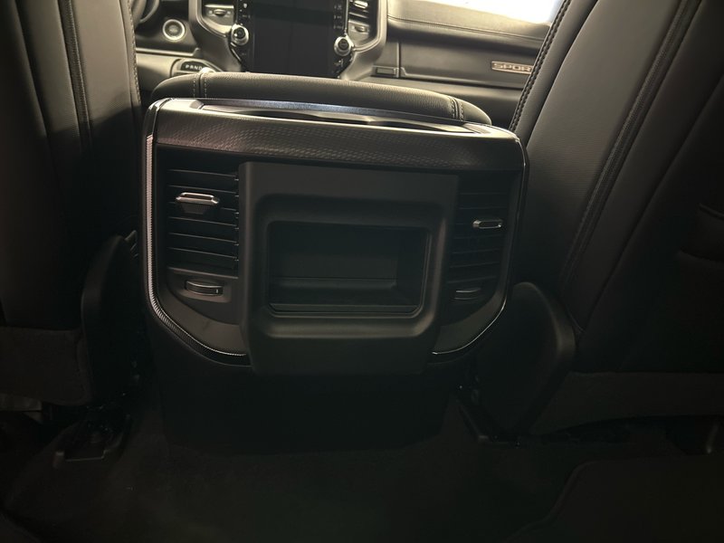 Ram 1500 SPORT 2025