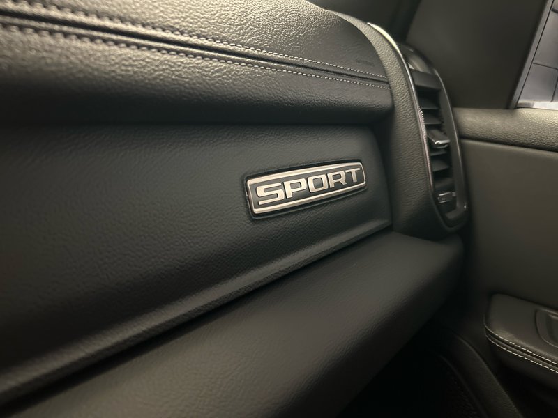2025 Ram 1500 SPORT