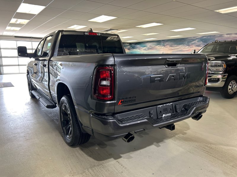 2025 Ram 1500 SPORT